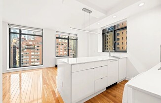 1 bed, 1.5 baths, $5,600, Unit 11C