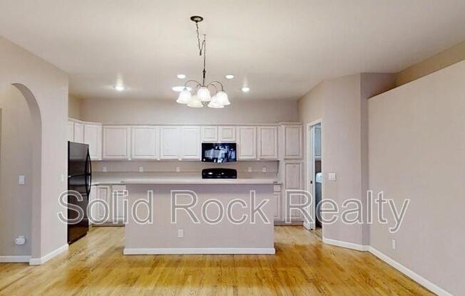 2241 PALM DR