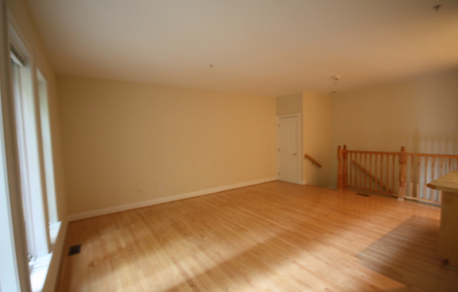 525 G Street SE