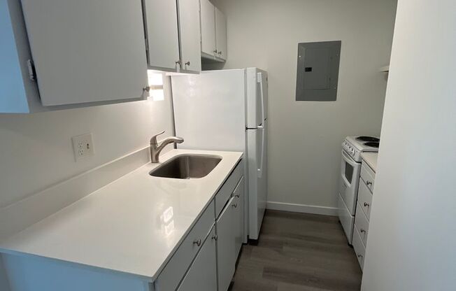 Vuemont - Renovated Modern Apartments - Renton