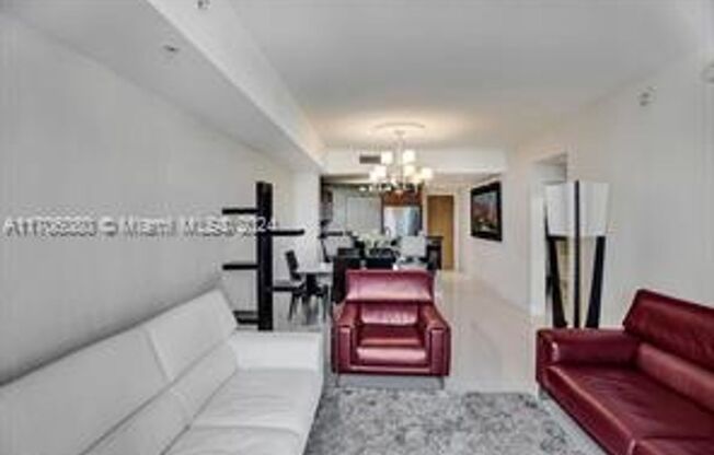 2 beds, 2 baths, 1,058 sqft, $3,200, Unit 253 NE 2nd St appt 903 (A11706080)