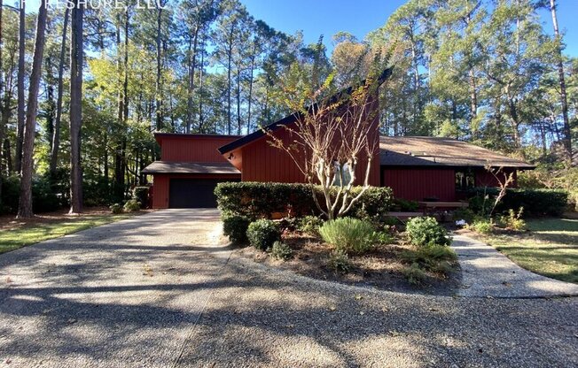 138 HIGH BLF RD