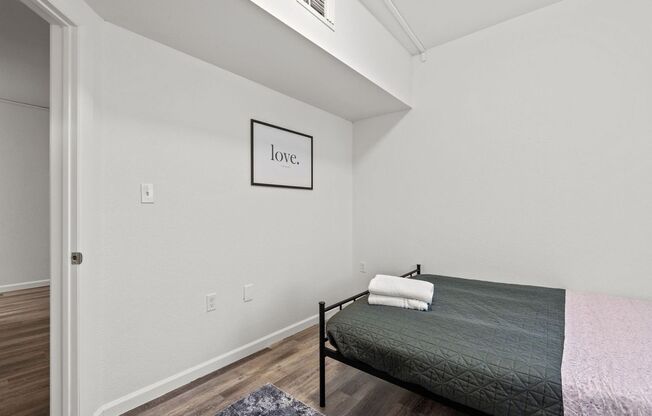 4 beds, 2 baths, 1,750 sqft, $2,150, Unit #404