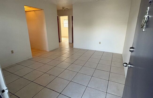 2 beds, 1 bath, $1,800