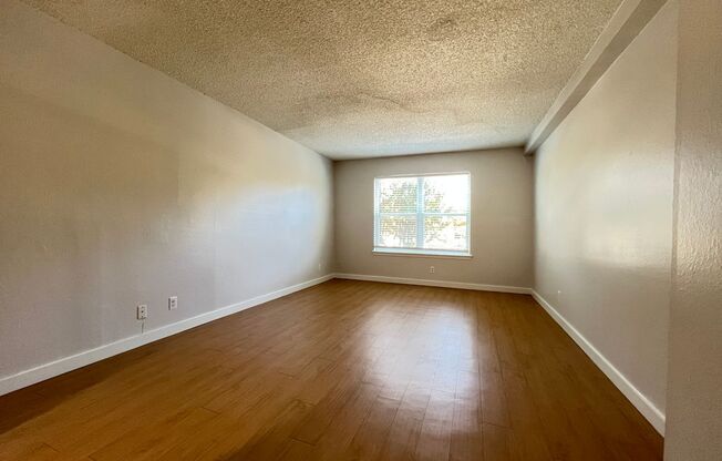 1 bed, 1 bath, 750 sqft, $1,100, Unit ABB-2-204