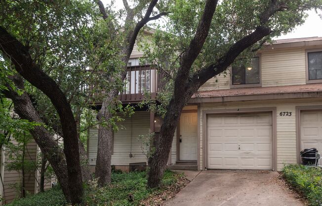 6723 LANCRET HL DR