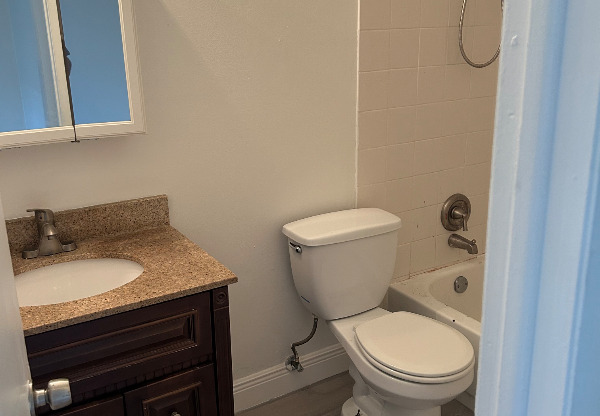 2440 2442 JACKSON ST