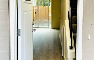 2 beds, 1.5 baths, 800 sqft, $1,499, Unit 1683C