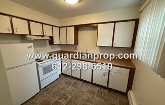 3 beds, 1 bath, 920 sqft, $1,250, Unit #1