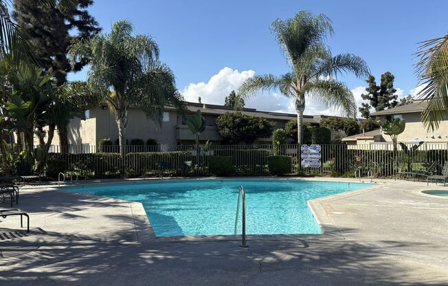 2 beds, 2 baths, 930 sqft, $2,500, Unit 22