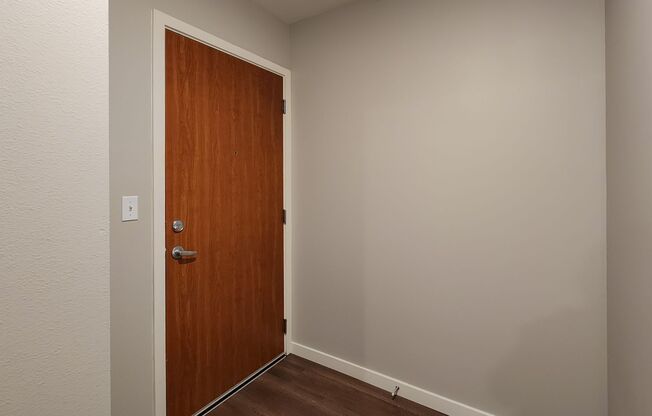 1 bed, 1 bath, 679 sqft, $2,605, Unit 404