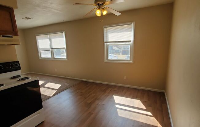 628 W 63rd