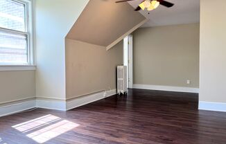 2 beds, 1 bath, $1,495, Unit 5