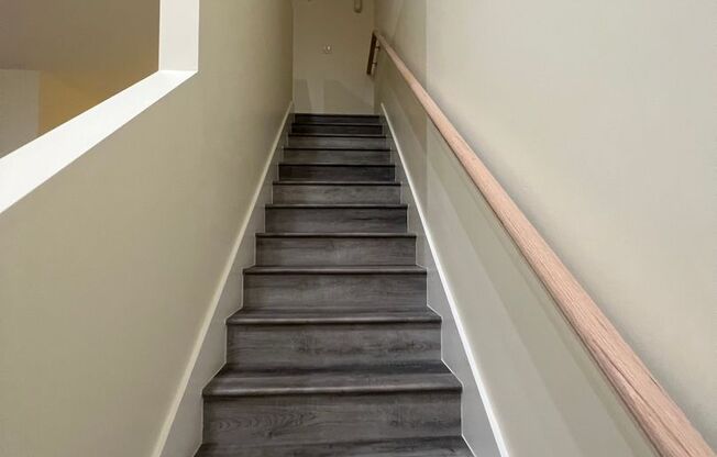 Studio, 1 bath, 484 sqft, $2,095, Unit 26