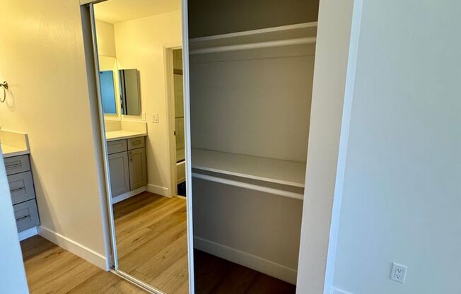 2 beds, 2 baths, 1,039 sqft, $2,795, Unit #51