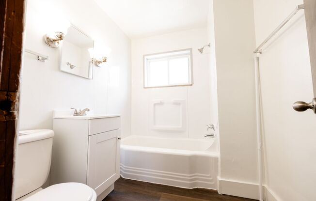 2 beds, 1 bath, 1,500 sqft, $960, Unit C No Longer Manage