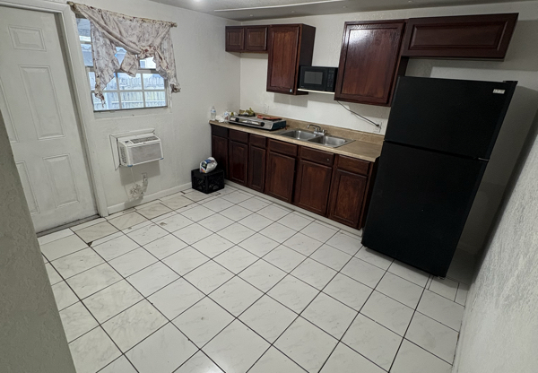 1135 SW 127 CT