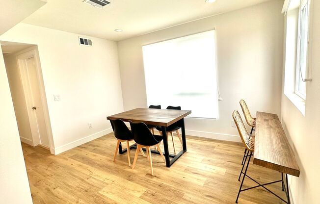 1543 W. 37th Pl Los Angeles, CA 90018