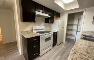 2 beds, 1 bath, 950 sqft, $1,225, Unit 110
