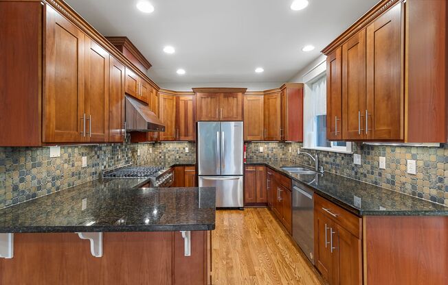 3 bedroom 3 bath