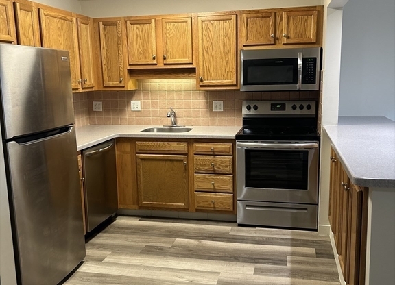 1 bed, 1 bath, 650 sqft, $1,850, Unit 209