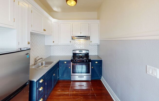 Jensen's Recreation Center Apts...Gorgeous Apartments...This You've Gotta See to Believe!!!