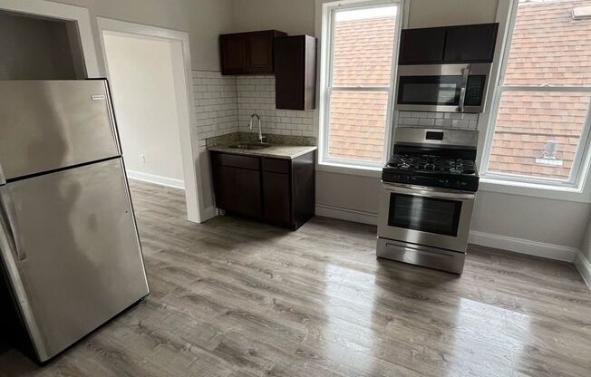 2903-05 W. 25th