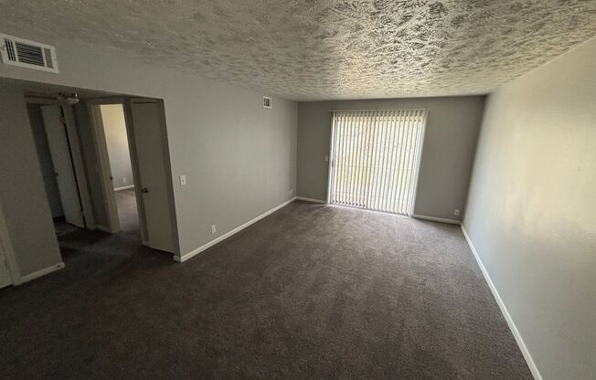 2 beds, 1 bath, 815 sqft, $897, Unit 2111-5M
