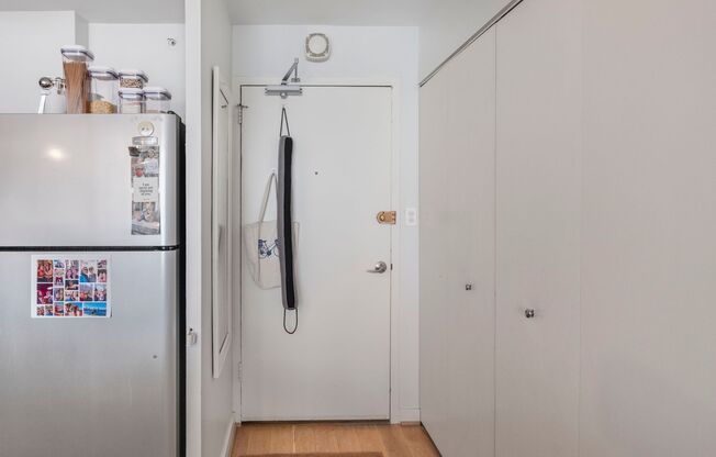 1 bed, 1 bath, $1,875, Unit (#112)