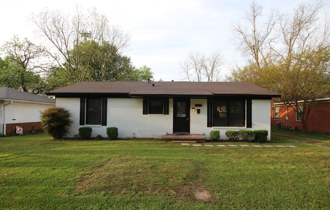 Tour Today! Updated 3 Bed 2 Bath Rental! Spare Room!