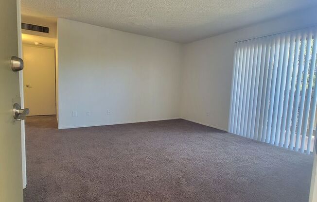 1 bed, 1 bath, 683 sqft, $939, Unit 263