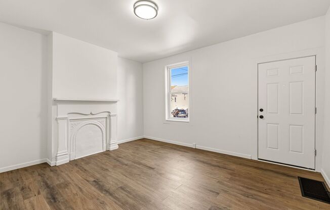 Beautiful 2 bedroom home in Lawrenceville available now!