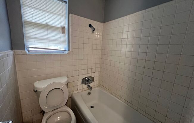 1 bed, 1 bath, $450