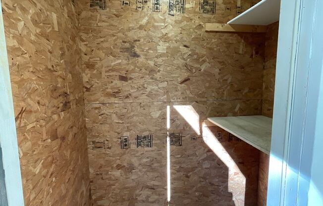 2 beds, 2 baths, 1,190 sqft, $1,550, Unit 2708-3 - Remodel