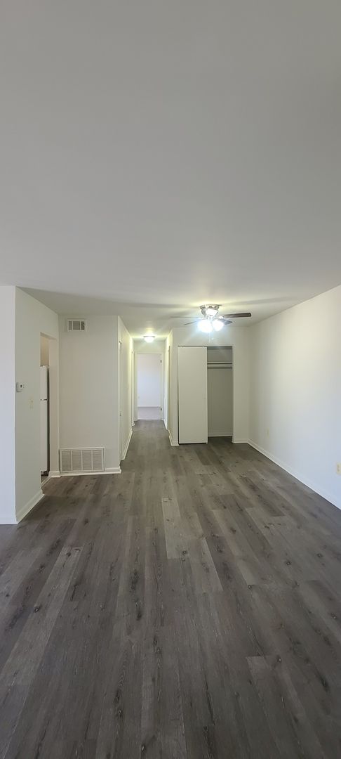 2 beds, 1 bath, 798 sqft, $1,315, Unit 4612-D