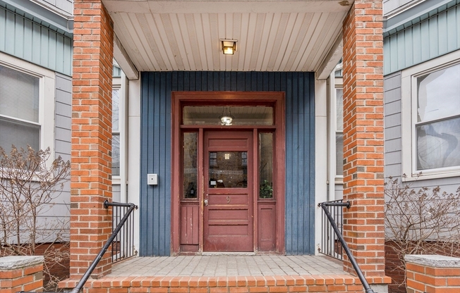 9 Magazine St.