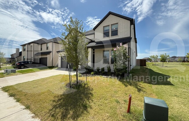 405 LOGANBERRY DR