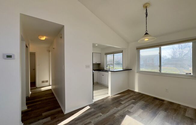 Charming 2 Bedroom/1.5 Bathroom Home in Randallstown, MD!