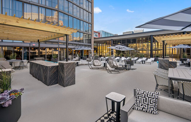 777 South State - Roof Deck