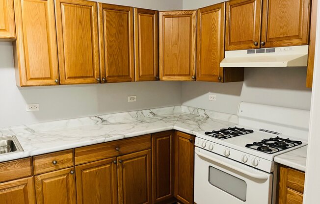 7946 OGDEN AVE