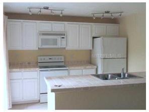 2 beds, 2.5 baths, $1,700