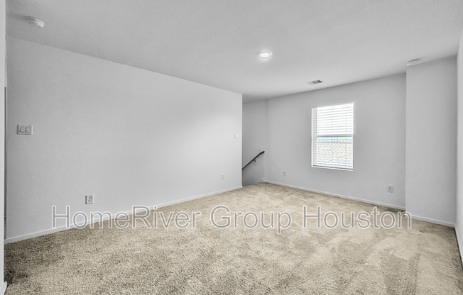5818 STARLING DR