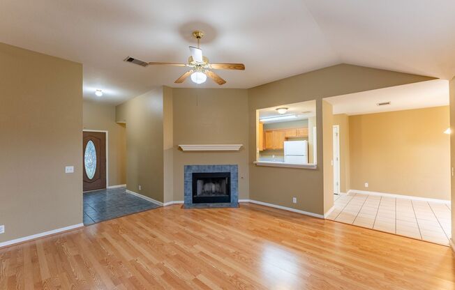 Modern Elegance Beckons: Unveil Your Dream Home in Kyle, TX!