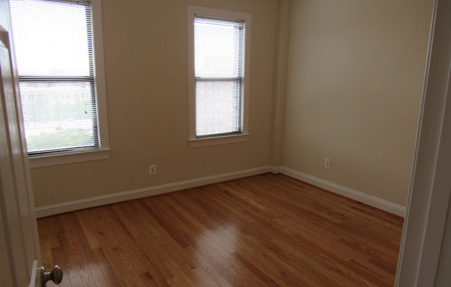 1 bed, 1 bath, 758 sqft, $3,400, Unit W310