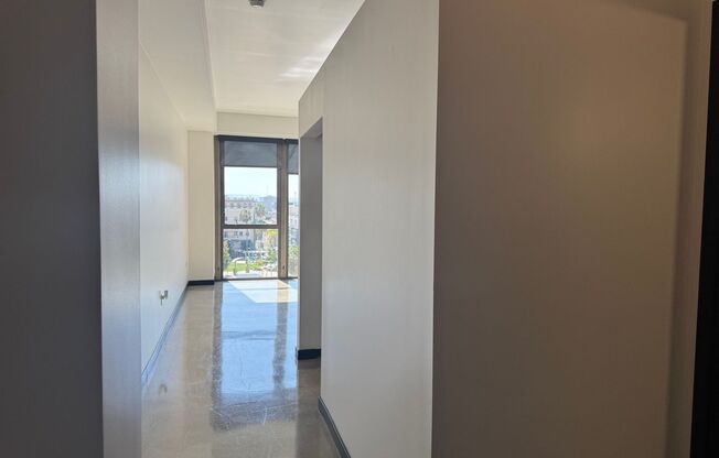1 bed, 1 bath, 620 sqft, $2,570, Unit 0405