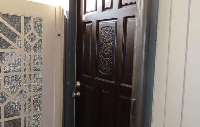 Studio with Private Patio & All Utilities Included – $1,400/Month