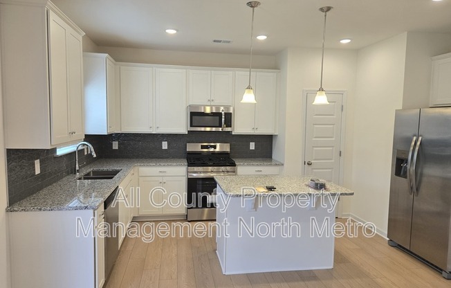 142 HADLEY WAY