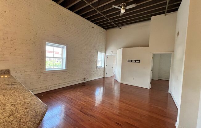2 beds, 2 baths, 862 sqft, $1,750, Unit 3H