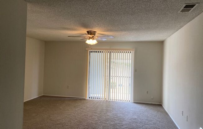 Altamonte Springs 2 Bedroom 2 Bath 2nd Floor Condo!
