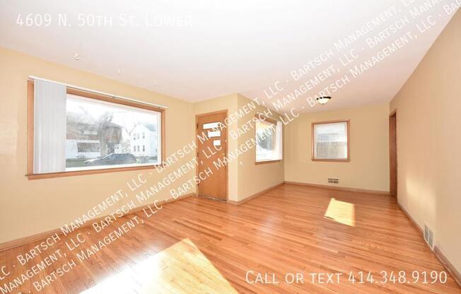 4609 N 50 ST